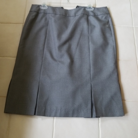 Jones New York Suit - Picture 2 of 3